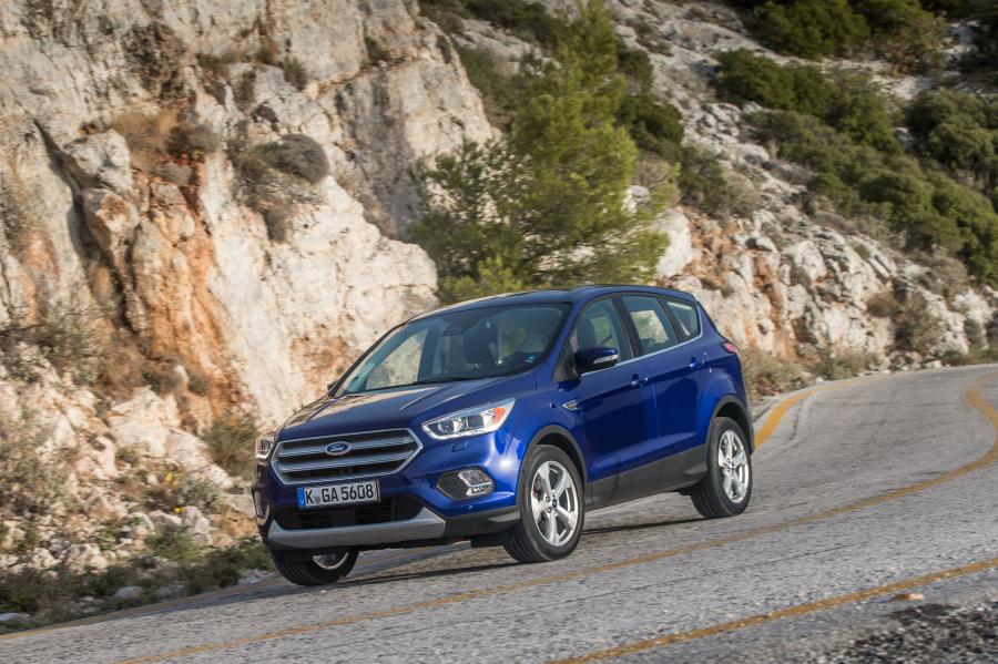  Ford Kuga Titanium 2016 года  (фото 17 из 28)